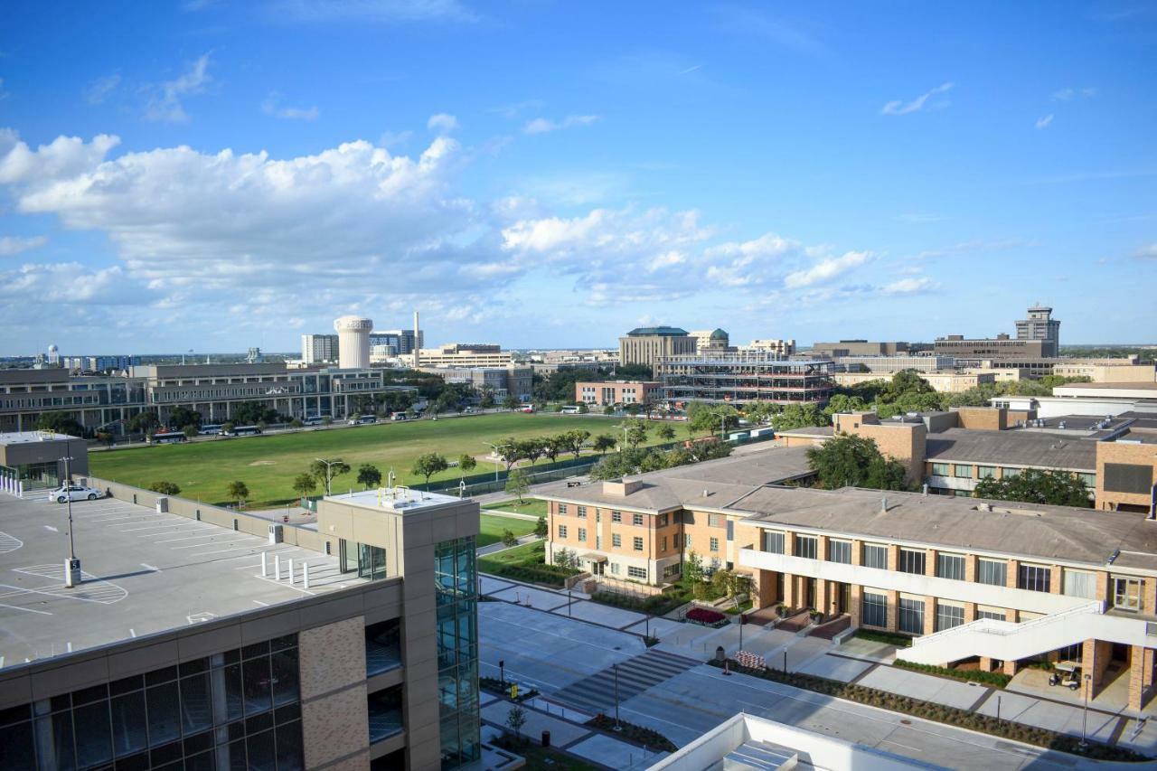 Texas A&M Hotel And Conference Center Колледж-Стейшен Екстер'єр фото